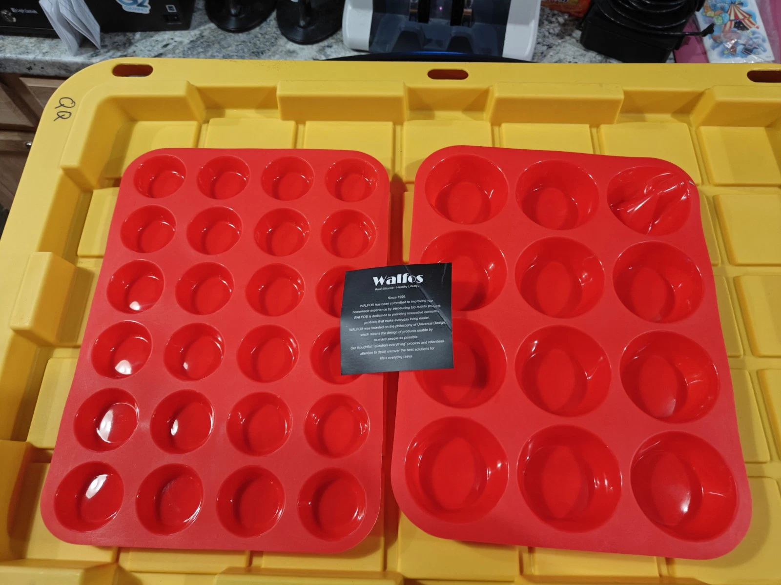 QQ-Silicone Cupcake Muffin Pan Tin Nonstick Baking Tray + Mini Cupcake Muffin