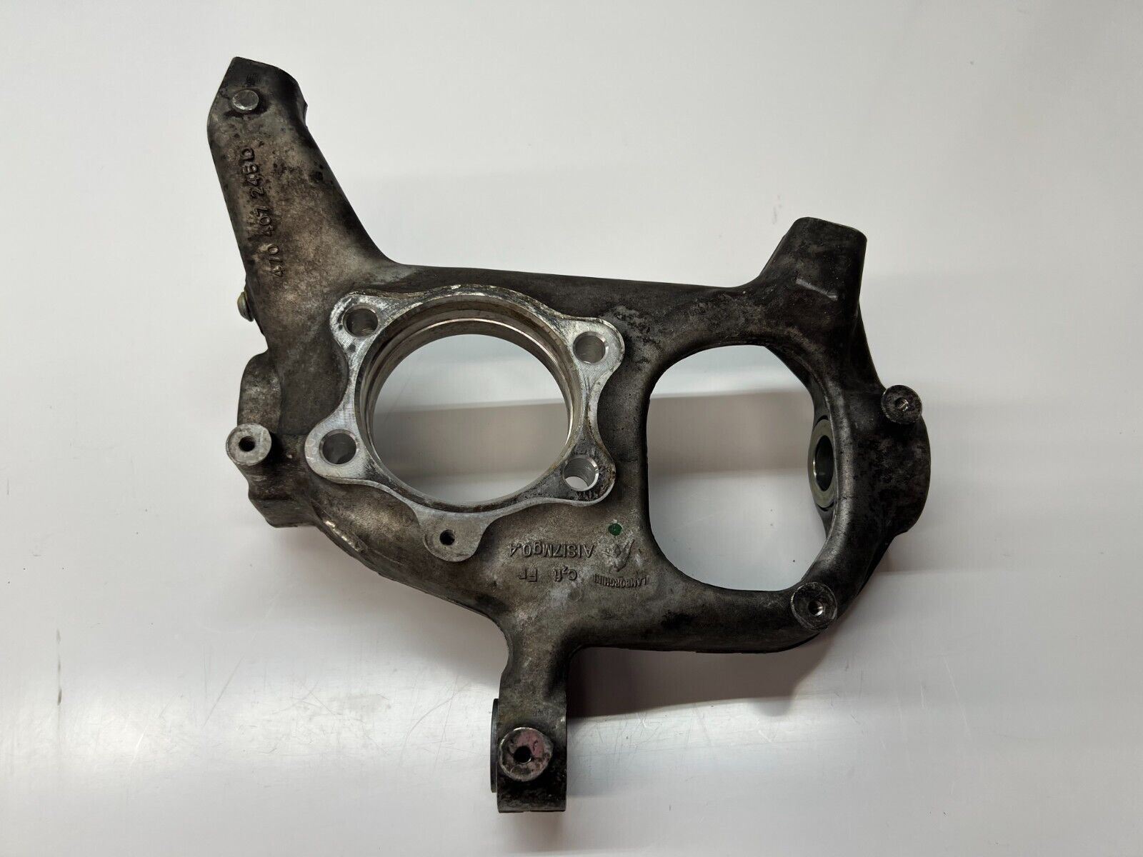 LAMBORGHINI AVENTADOR FRONT LEFT DRIVER LH WHEEL HUB KNUCKLE OEM 470407245D
