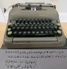 Vintage typewriter 1950's Smith Corona 