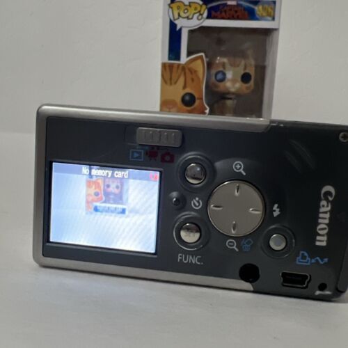 Canon Digital Camera IXUS i5 5.0MP Gray - Tested & Works - Picture 2 of 9