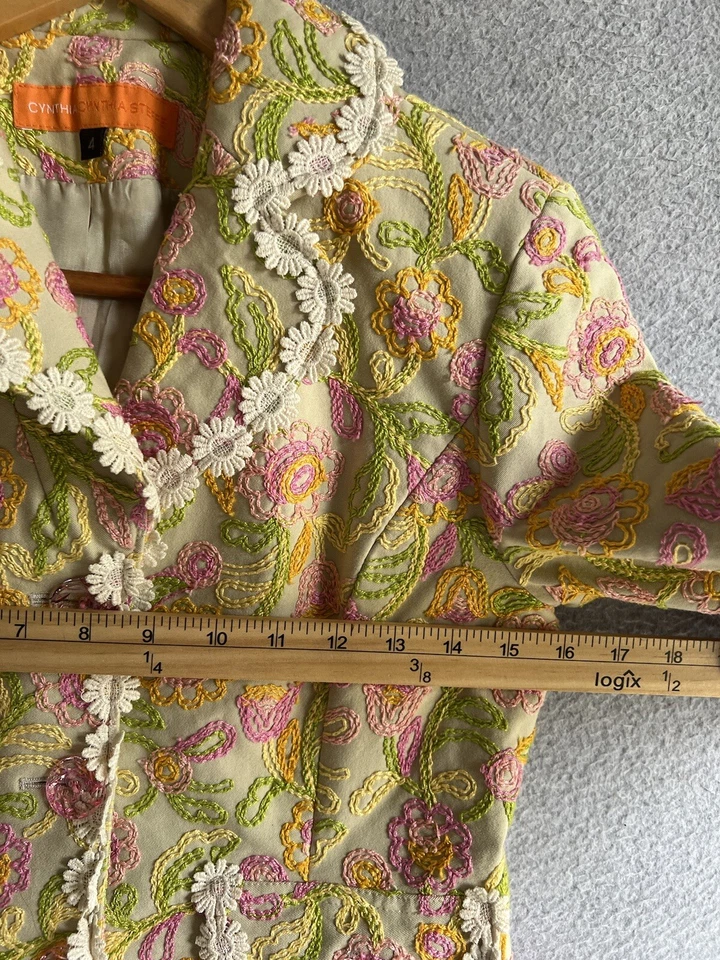 Chaqueta de traje floral bordada vintage Cynthia Steffe 4 Foto 3 de 4