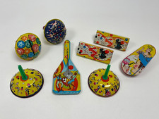 Vintage US Metal Toy Mfg Co Tin Noise Maker Party Celebration Litho Paint L2