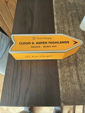 VEUVE CLICQUOT  Cloud 9 , Aspen Highlands Destination Arrow Tin Champagne RARE