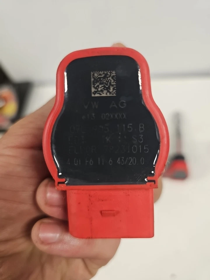 BOBINA DE ENCENDIDO AUDI R8 4S 07L905115B ORIGINAL USADA. J7 Foto 3 de 3