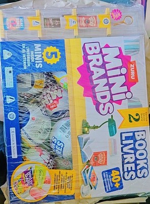 Eine vollständige Schachtel mit 25 Bällen von Mini Brands