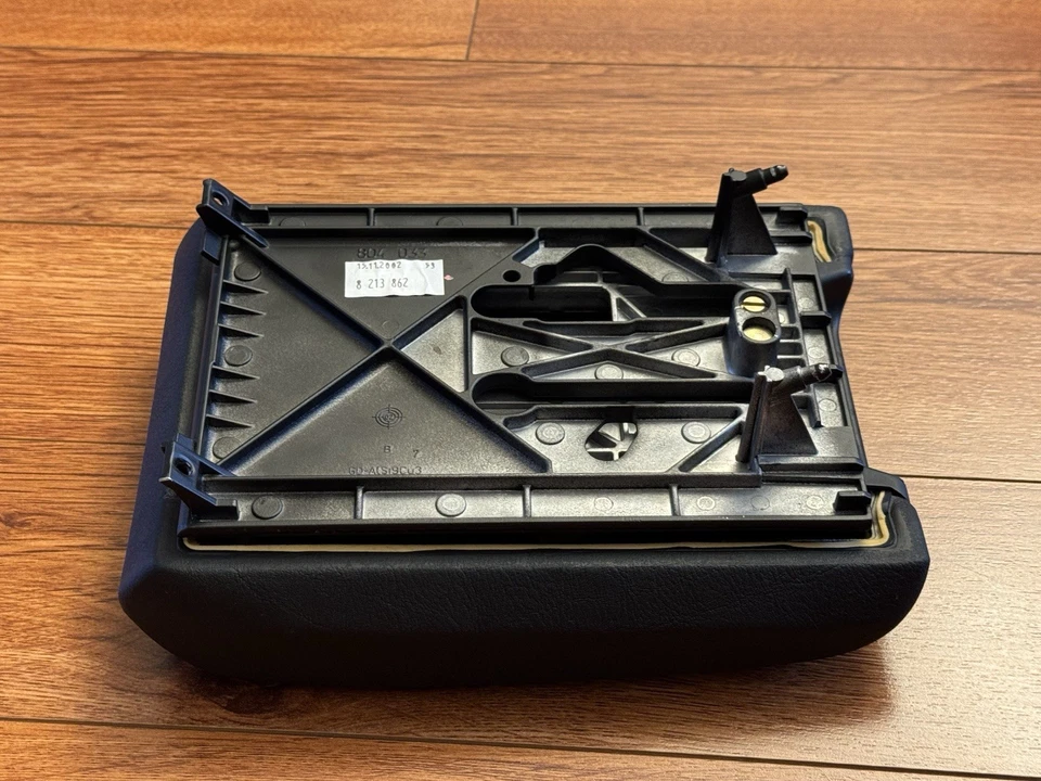 Reposabrazos consola central negro 525i 528i 530i 540i M5 OEM BMW E39 1997-2003 Foto 4 de 4