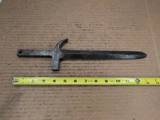 IV403 "UNUSUAL" AMERICAN BEAUTY CRATE HAMMER DAGGER BOX OPENER MULTITOOL