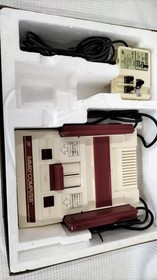 NINTENDO Family Computer Famicom Console with Box Manual RF Switch Used HVC-001