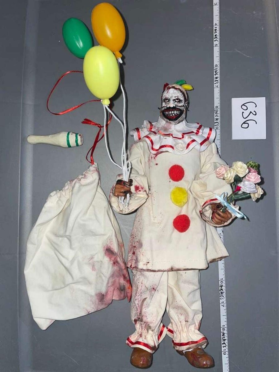 1:6 Scale American Horror Story Twisty Killer Clown Dressed Figure