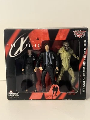 Akte X McFarlane Mulder Scully Attack Alien 3-Pack MIP Collector Set Neu in OVP - Bild 1 von 4