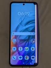 Motorola Razr 2024 - 256GB - Beach Sand -  XT2453 (Unlocked)