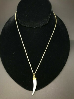 Trendy Shiny White Horn Pendant with 16