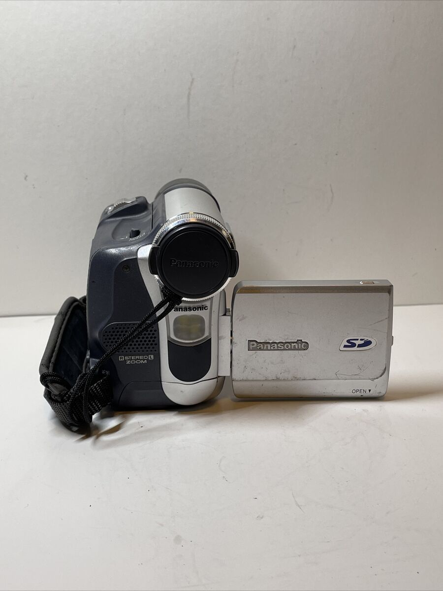 PANASONIC HANDYCAM PV-GS15 800x DIGITAL ZOOM CAMCORDER PANASONIC HANDYCAM PV-GS15 800x DIGITAL ZOOM CAMCORDER