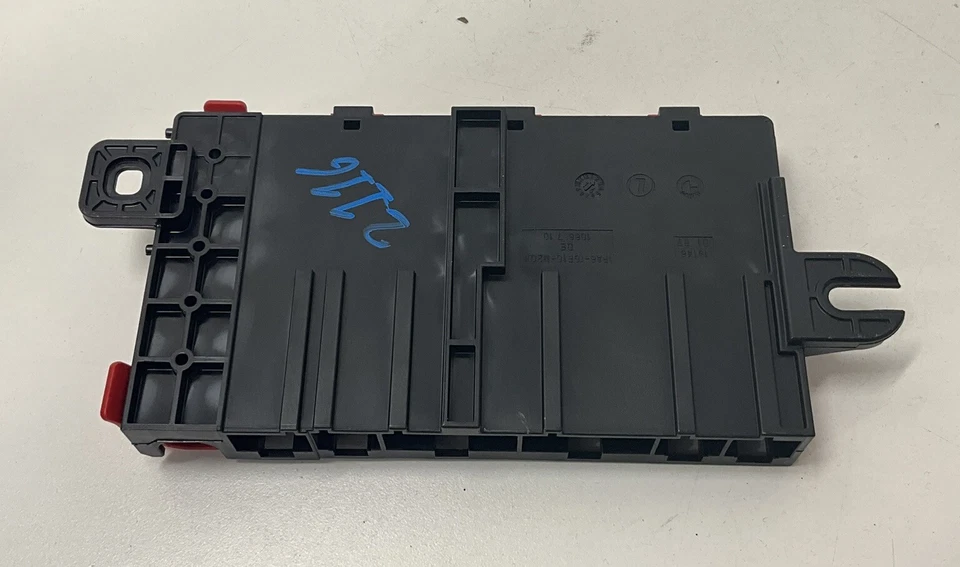 2014 宝马 320I 配电控制保险丝盒 V6922775204 原始设备制造商 — 第 4/4 张图片