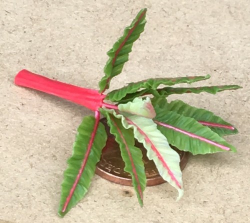 Light & Dark Green Plant Tumdee 112 Scale Dolls House Garden Accessory