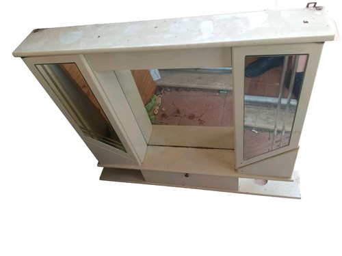White Lacquered Bathroom Mirror Open Shelves 3 Doors Shelves Lights Lighting