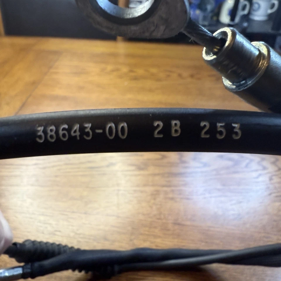 00-06 Cable de embrague deslizante Harley Davidson Softail Dyna Fatboy 38639-00 Foto 2 de 4