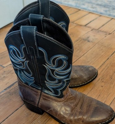 Cody James Boots Youth Size 3 D Brown Blue Cowboy Western 41477 Round Toe EUC