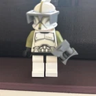 LEGO Star Wars Phase 1 Clone Sergeant Minifigure Olive Green