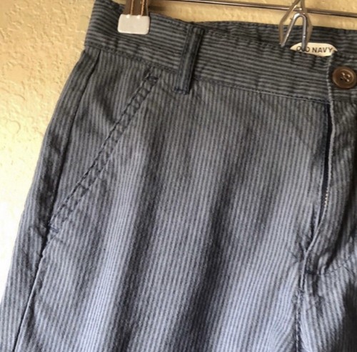 Old Navy Shorts Boys Blue Pin Striped Casual Classic Bermuda Style Shorts Sz 10 - Picture 2 of 9