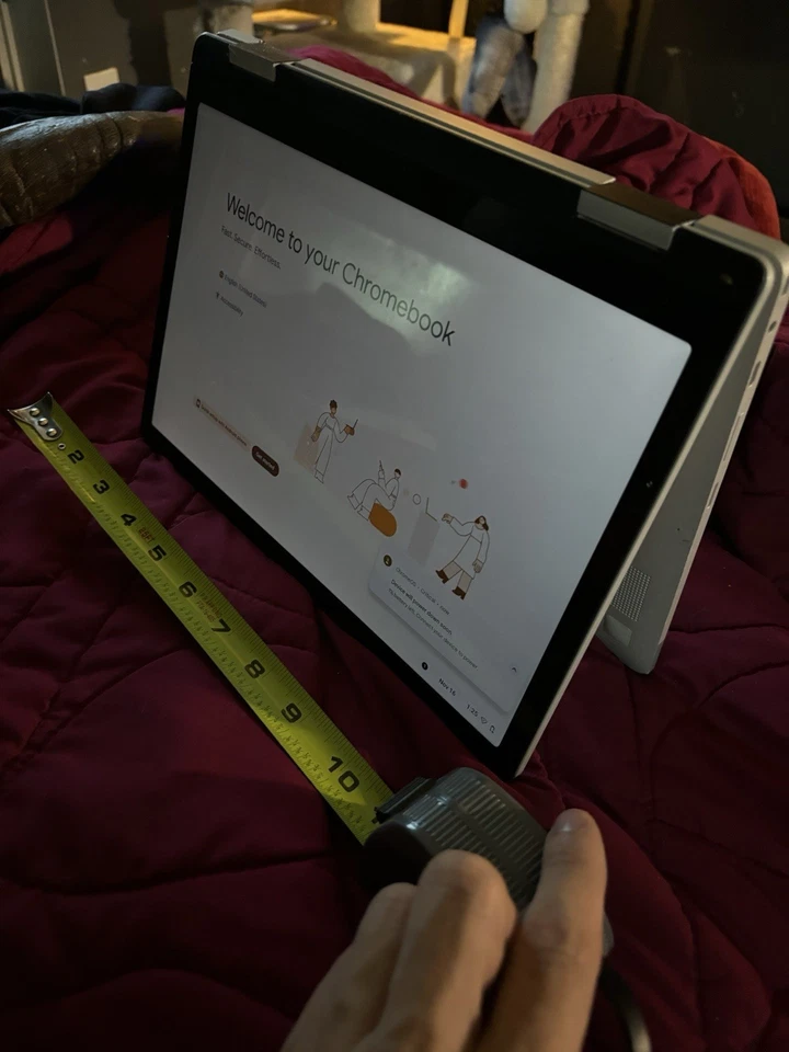 Samsung Galaxy Chromebook 2 Intel Celeron plateado 11,6 pulgadas con adaptador original Foto 2 de 4