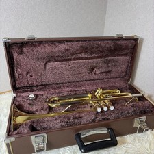 YAMAHA YTR-2320E Trumpet Excellent Condition Used With Hard Case Mouthpiece