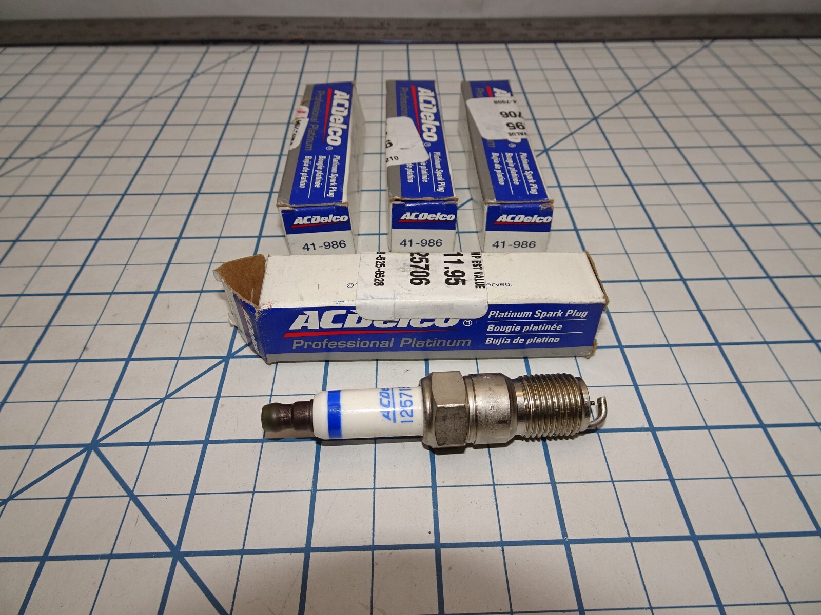 ACDelco 41-986 Spark Plug Platinum 12571533  Set of 4 Plugs 
