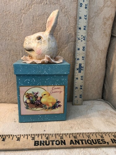 PRIMITIVE EASTER BOX WITH RABBIT - Picture 4 of 5