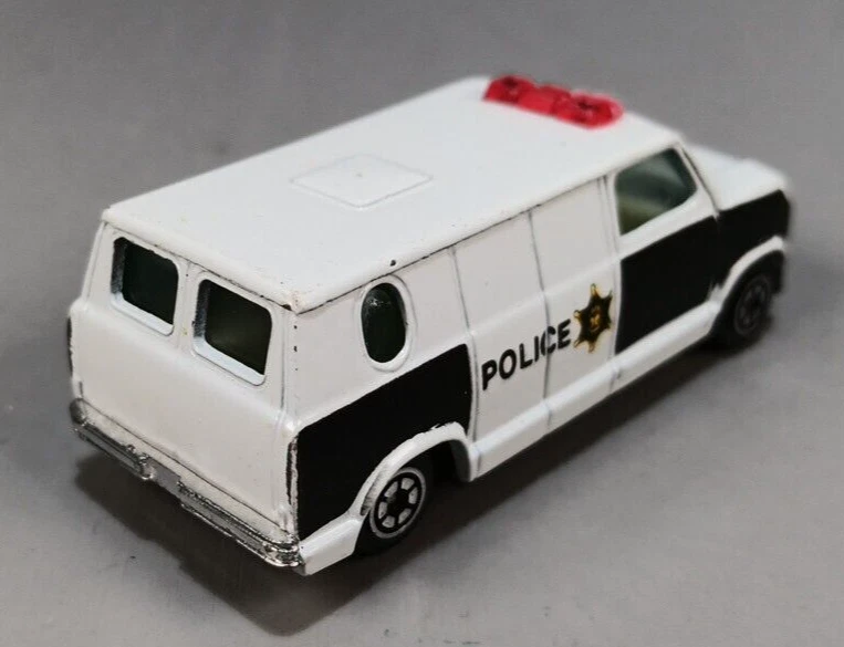 FORD ECONÔMICO POLICE VAN #1501 VINTAGE YATMING 1:64 FUNDIDO HONG KONG - Imagem 3 de 4