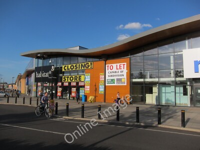 Photo 6x4 Habitat closing down Cambridge/TL4658 Following its neighbour  c2011