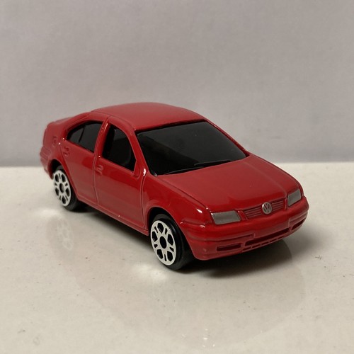 1/43 2004 VOLKSWAGEN JETTA / BORA A4 