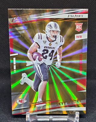 Sky Moore 2022 Panini Prestige Football Xtra Points RC Sunburst Parallel #372