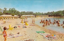 1964 NJ Villas Manor Lake & Motel Beach Area Mint Postcard N66