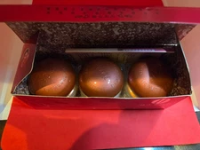 Yiqi Beauty Brightening Gold Cap, Lot of 3 Day Cream (A cream)