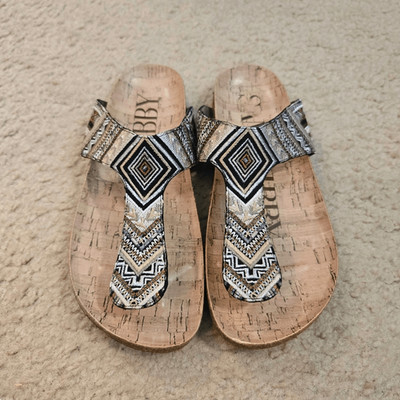 Sam & Libby Sandals Size 6.5