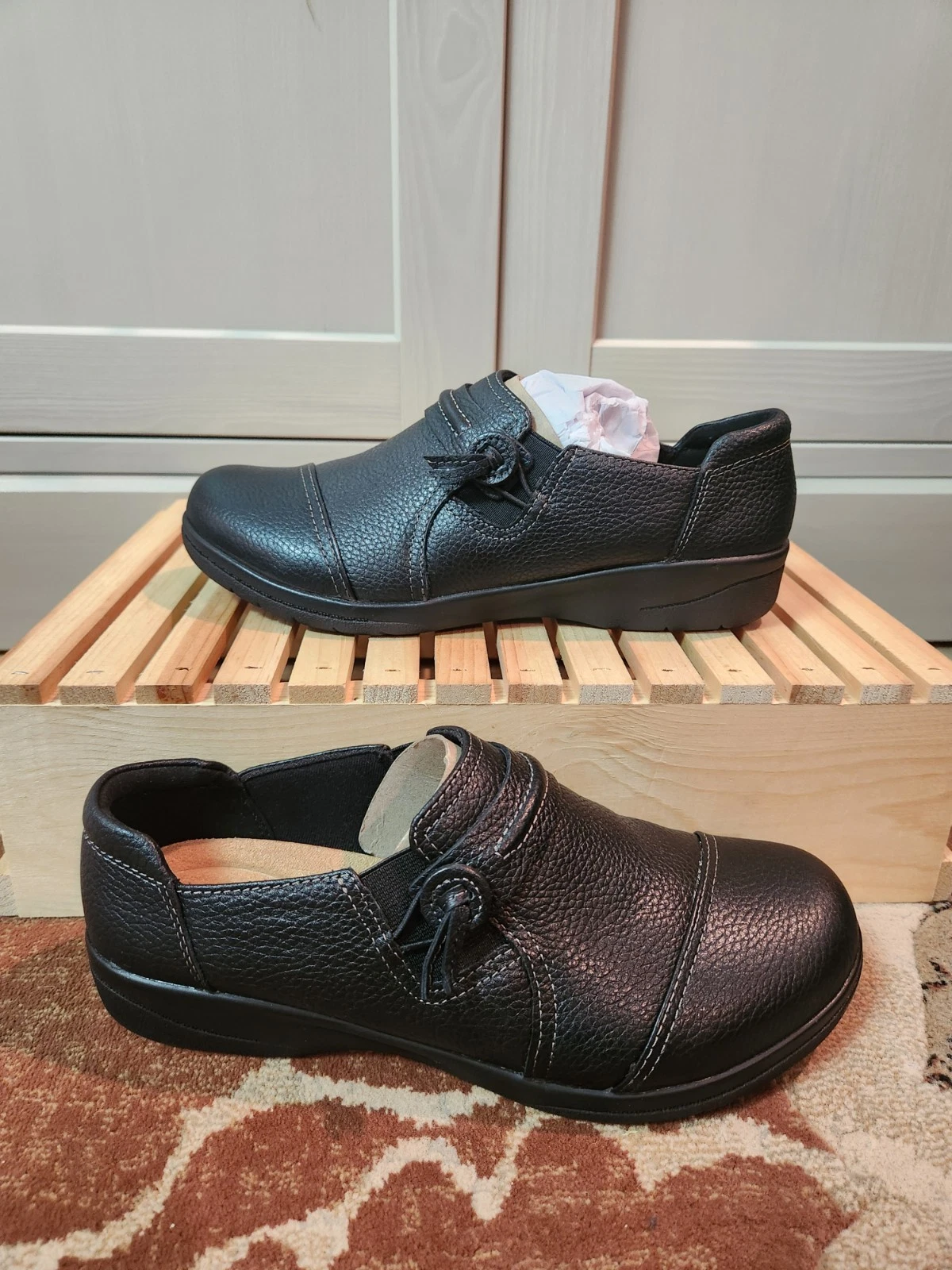 NUOVO mocassino Clarks donna Cheyn Madi slip on in pelle taglia 7 5 prezzo al pubblico consigliato $90