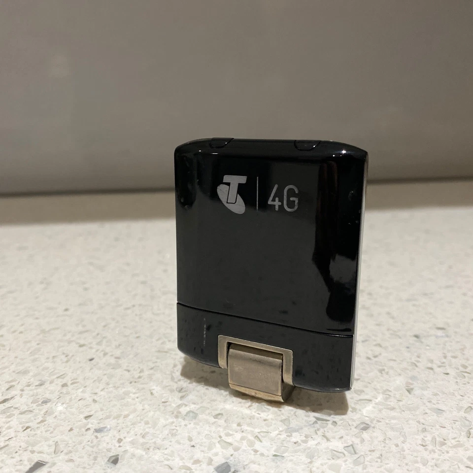 Genuine NETGEAR Telstra USB 4G Sierra Wireless AirCard 320U USB Dongle - Image 4 of 4