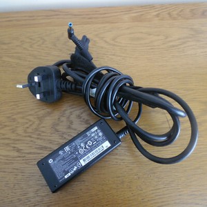 Genuine HP Laptop Charger/Power Supply 740015-002 19.5 V 2.31A 45W Blue Tip
