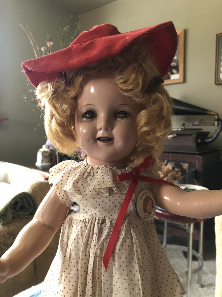 Vintage 1930s Ideal All Composition 18" Shirley Temple Doll And dress Very Nice! - Image 2 of 4