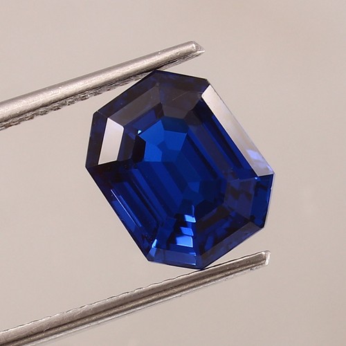 Natural Flawless Royal Blue Spinel Loose Radiant Cut Gemstone 4.70 Ct - 10.5x8MM - Picture 3 of 4