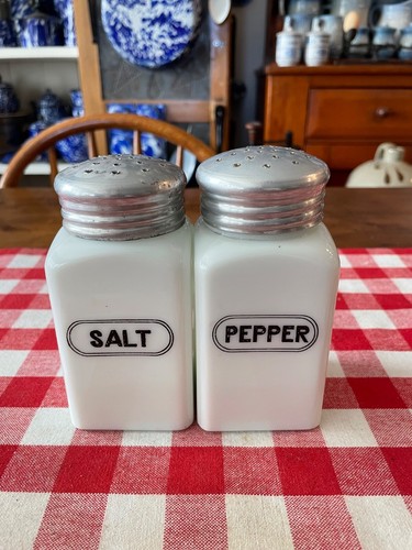 Vintage Hazel Atlas Milk Glass Salt And Pepper Shakers