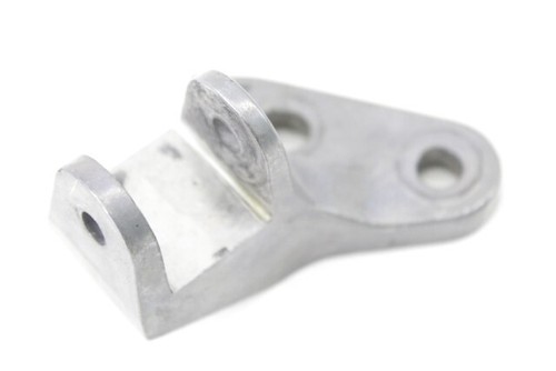 YAMAHA N-MAX 125 2DPF741L0100 FUSSRASTENHALTER LINKS 15 - 20 REAR LEFT FOOTRES