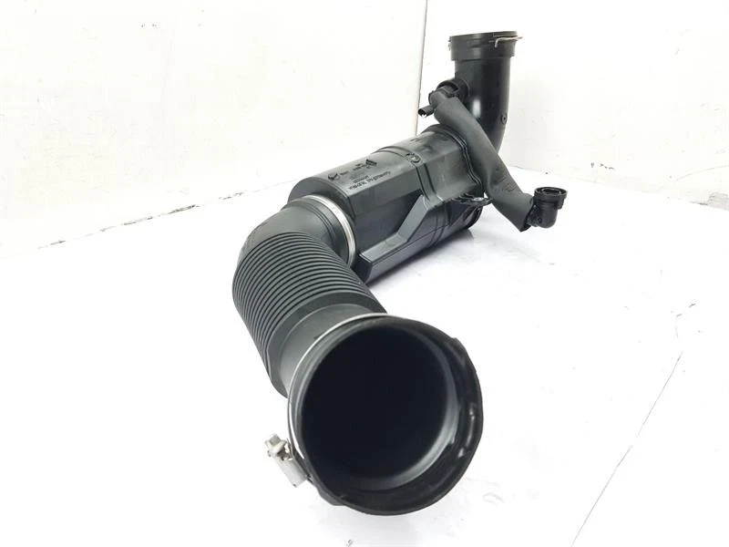 BMW F40 2019 serie 1 caja de aire tubo de entrada 1,5 gasolina B38A15M1 (B38A15A) 8693166 Foto 4 de 4