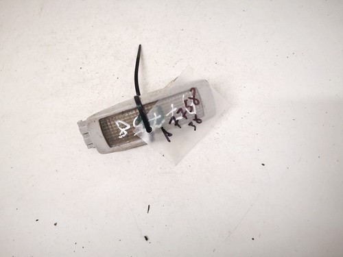 3b9947113 Innenraumleuchte Leseleuchte  Volkswagen Passat DE1550610-10