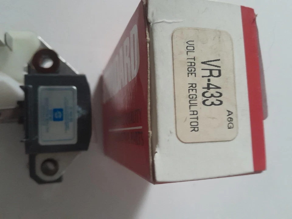 VOLTAGE REGULATOR - Image 4 of 4