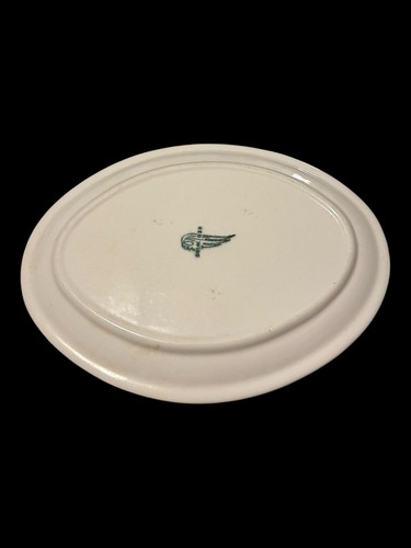Red Wing Platter Oval 10 3/4 X 8” - Picture 2 of 5