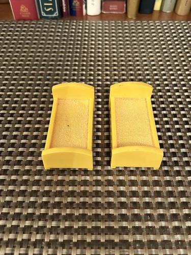 (2) Fisher-Price Little People Yellow Beds Vintage Loose Accessory