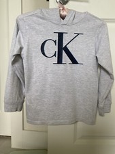 Calvin Klein Boys Logo White T-shirt Hoodie Top Long Sleeves size 7