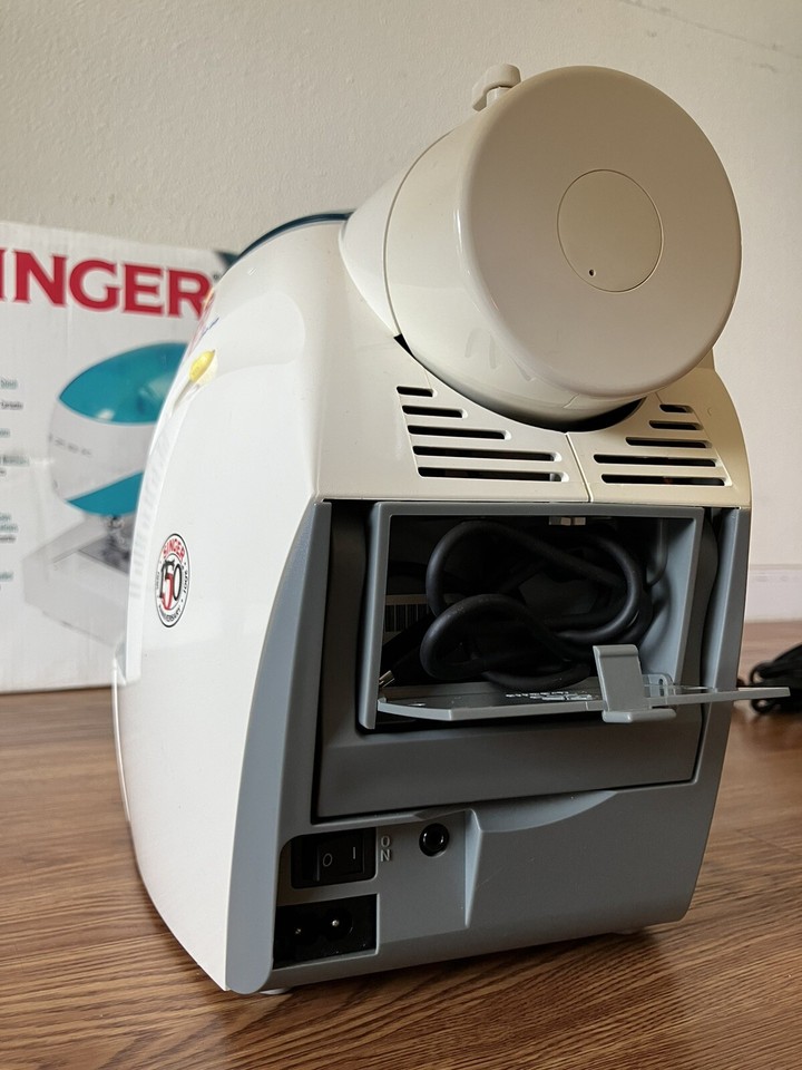 Singer Izek 1500 Sewing Machine Gameboy Color Game 150th Anniversary