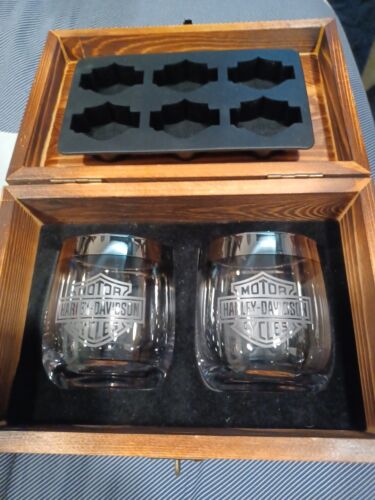 HARLEY-DAVIDSON DRINK GLASS & ICE CUBE TRAY GIFT SET - Picture 1 of 4